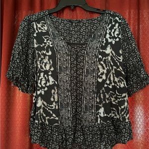 Lucky Brand women’s short sleeve blouse black size small petite